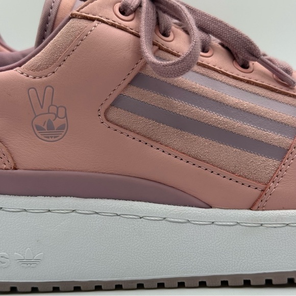 Adidas Pink Forum Sneakers with Suede Upper Size 10 - Picture 8 of 17